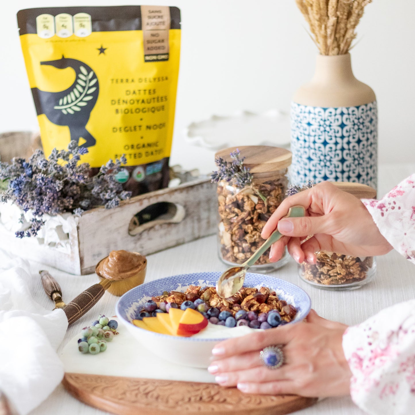 Dates Sweetened Granola