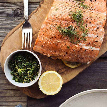 Saumon rôti lentement avec gremolata au citron Meyer